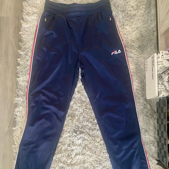 Fila Sweatpants - Picture 1 of 2